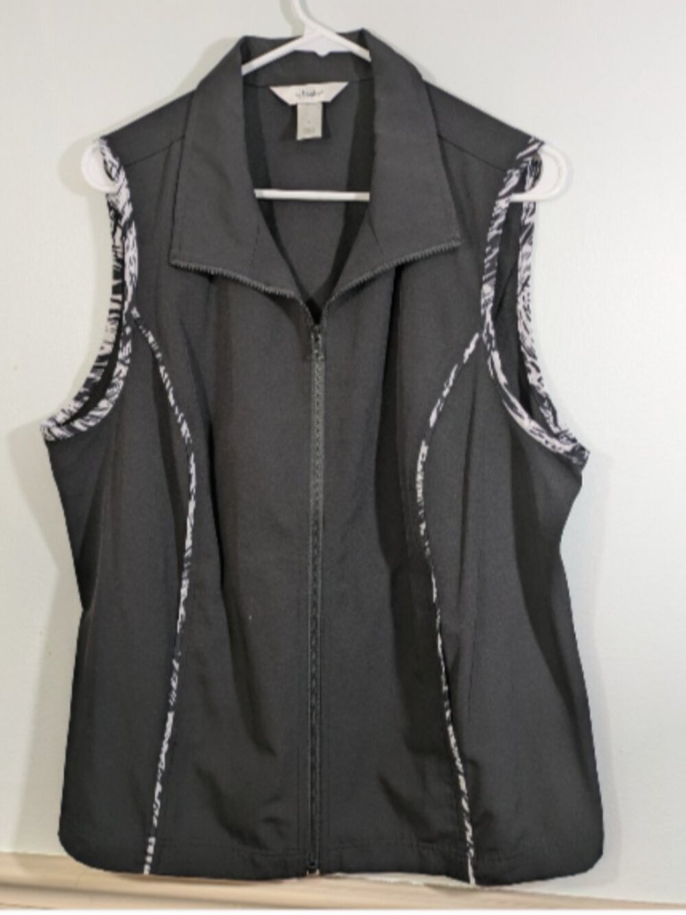 CJ Banks Black White Full Zip Vest with Pockets Size X